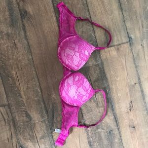 Victoria’s Secret BIOFIT DEMI UPLIFT 34DD